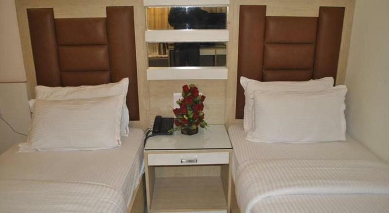Hotel Snow White Deluxe